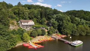 Hotel Du Lac - Crozant - France - Hotel, gites, restaurant - kayak - canoe - bateau